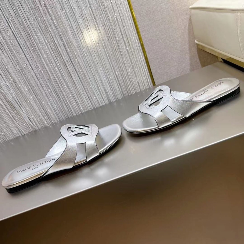 Louis Vuitton Slippers